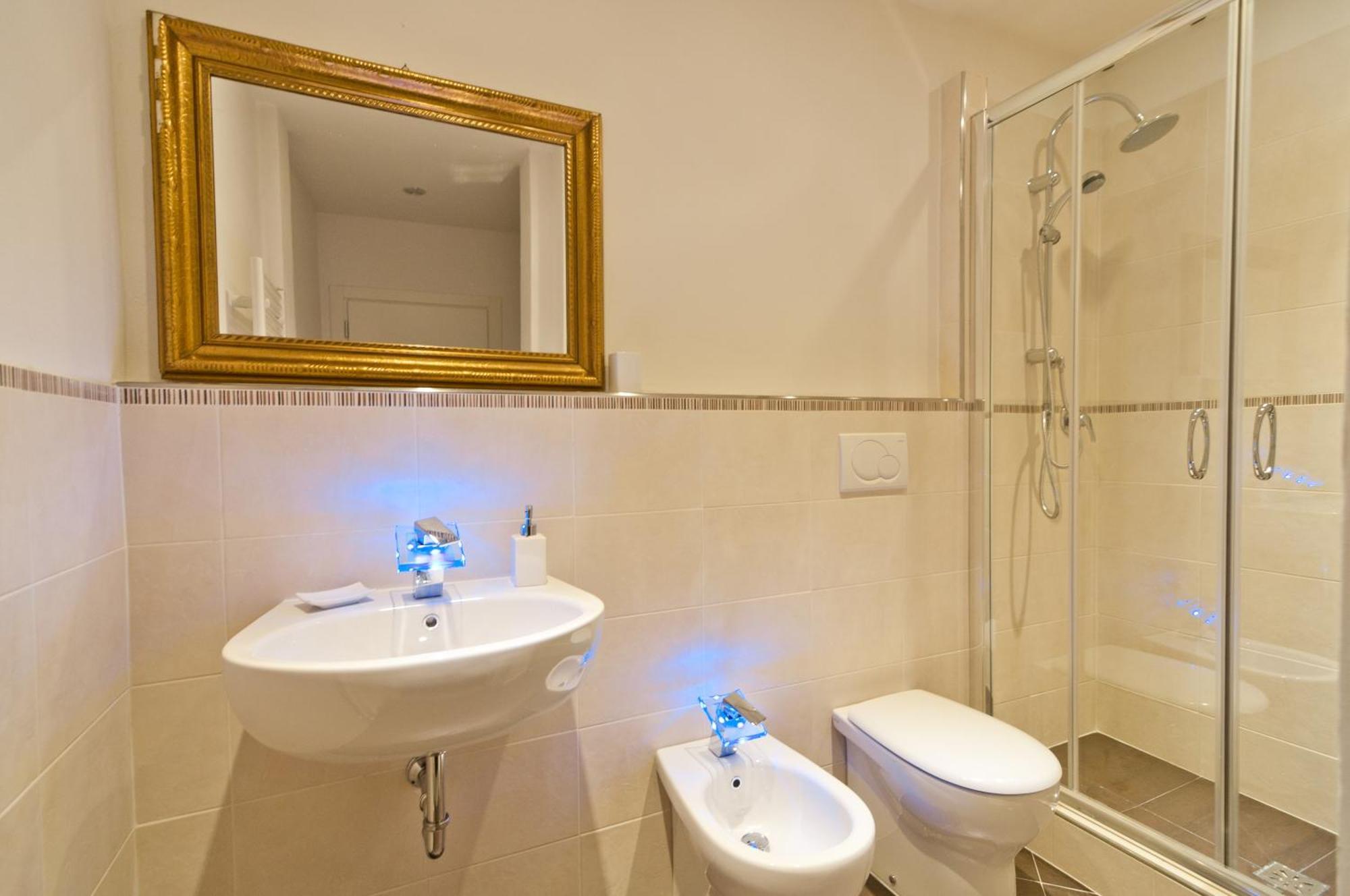 Art Apartment Santo Spirito Matteo Florence Exterior photo